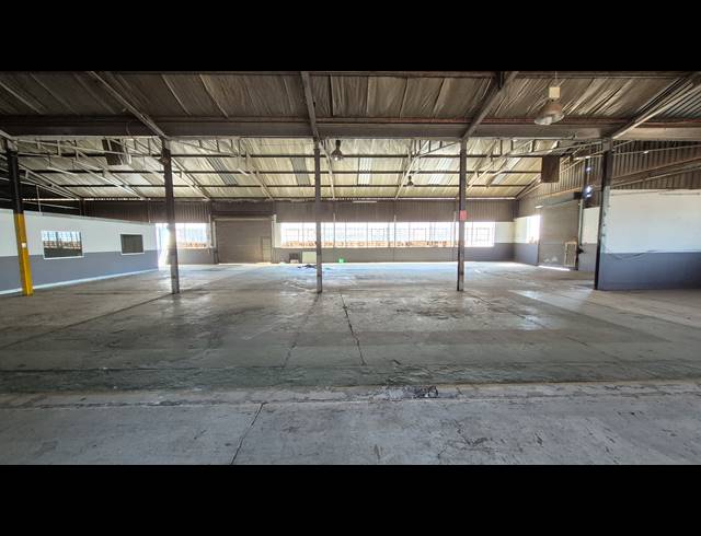 921M² FACTORY TO LET IN ANDERBOLT